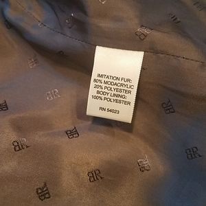 Banana Republic Jackets & Coats - Women's Banana Republic Faux Fur Vest Size M Banana Republic Jackets & Coats - Women's Banana Republic Faux Fur Vest Size M